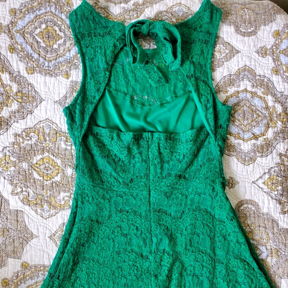 Cute bow open-back mini dress